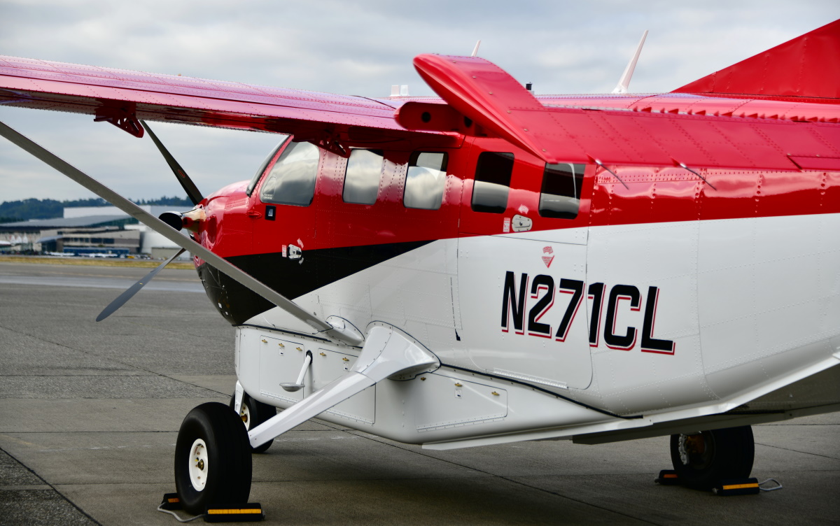 Modern Aviation Fbo For Sale 2019 Kodiak 100, Series Ii Side View